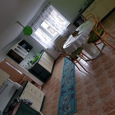 Restaurace U Marty Hotel Dubí Zewnętrze zdjęcie