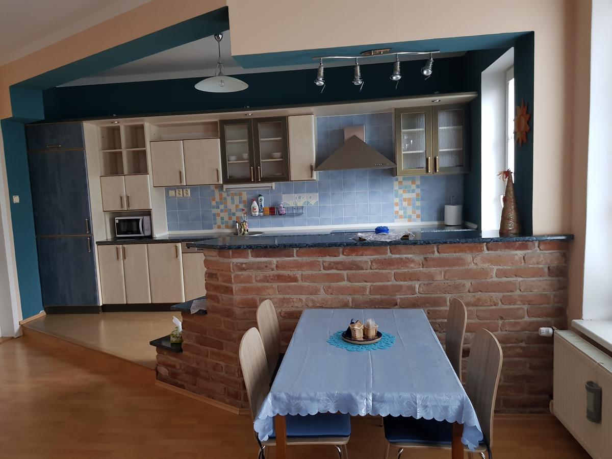Restaurace U Marty Hotel Dubí Zewnętrze zdjęcie